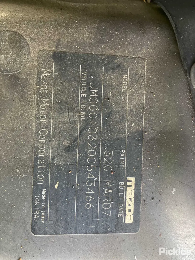 2007 Mazda 6 Damaged VIN JM0GG103200543466 – dashboard