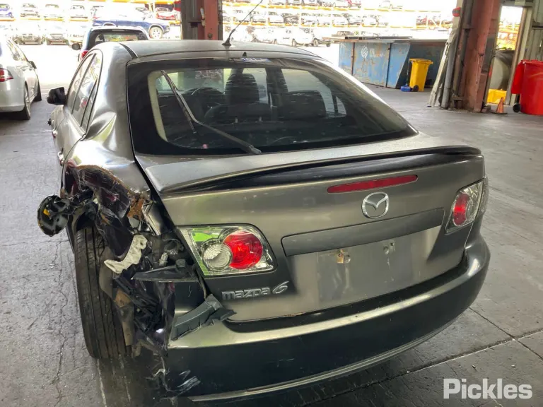 2007 Mazda 6 Damaged VIN JM0GG103200543466 – trunk area