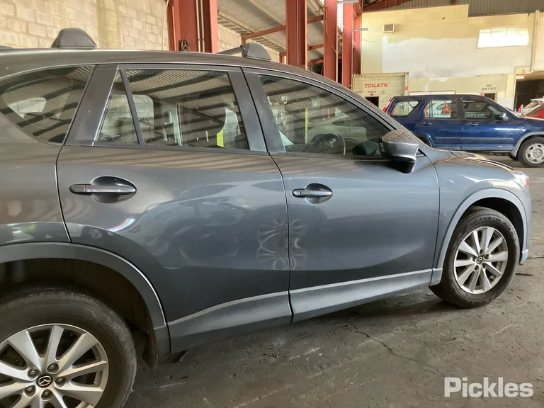 2014 Mazda CX-5 Used VIN JM0KE103100256693 – undercarriage