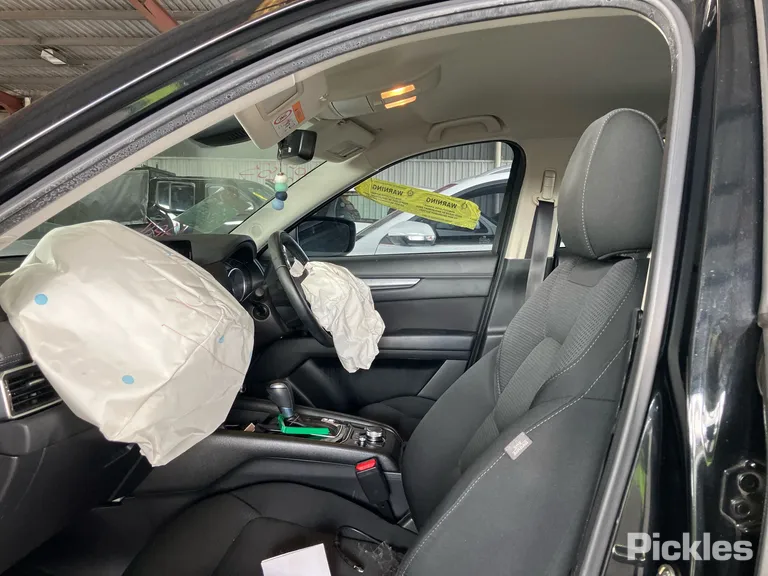 2019 Mazda CX-5 Used VIN JM0KF2W7A00360965 – exterior detail
