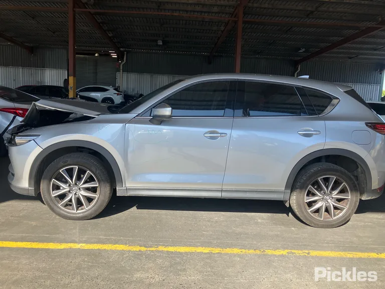 2017 Mazda CX-5 Used VIN JM0KF4WLA00105137 – rear exterior