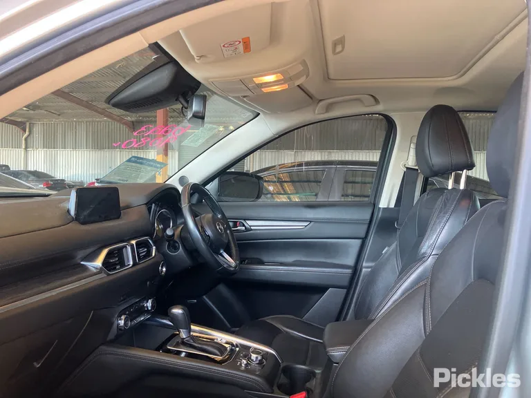 2017 Mazda CX-5 Used VIN JM0KF4WLA00105137 – trunk area