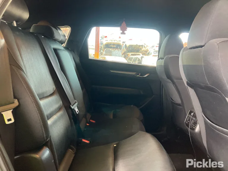 2020 Mazda CX-8 Damaged VIN JM0KG2WLA00301931 – undercarriage