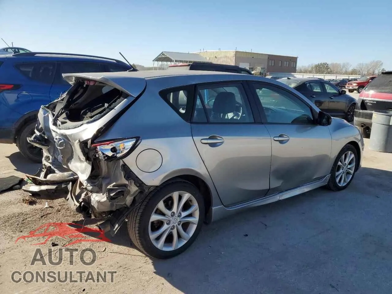2010 MAZDA MAZDA3 Damaged VIN JM1BL1H51A1171020 – side profile