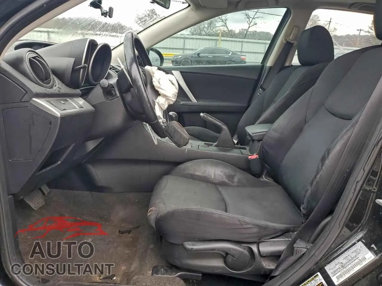 2010 MAZDA MAZDA3 Damaged VIN JM1BL1H54A1196414 – exterior detail