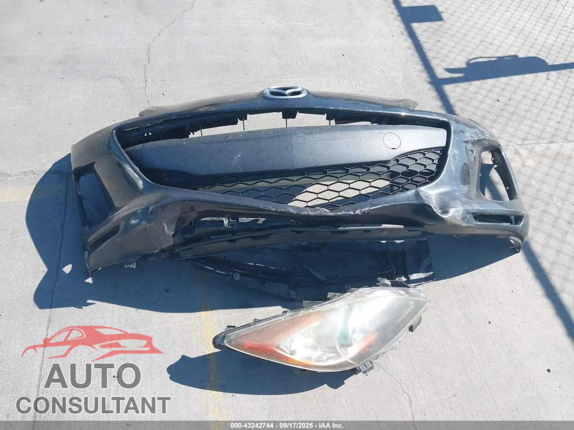 2013 MAZDA MAZDA3 Damaged VIN JM1BL1VP0D1807517 – photo 12 2013 MAZDA MAZDA3 Damaged VIN JM1BL1VP0D1807517 – photo 12