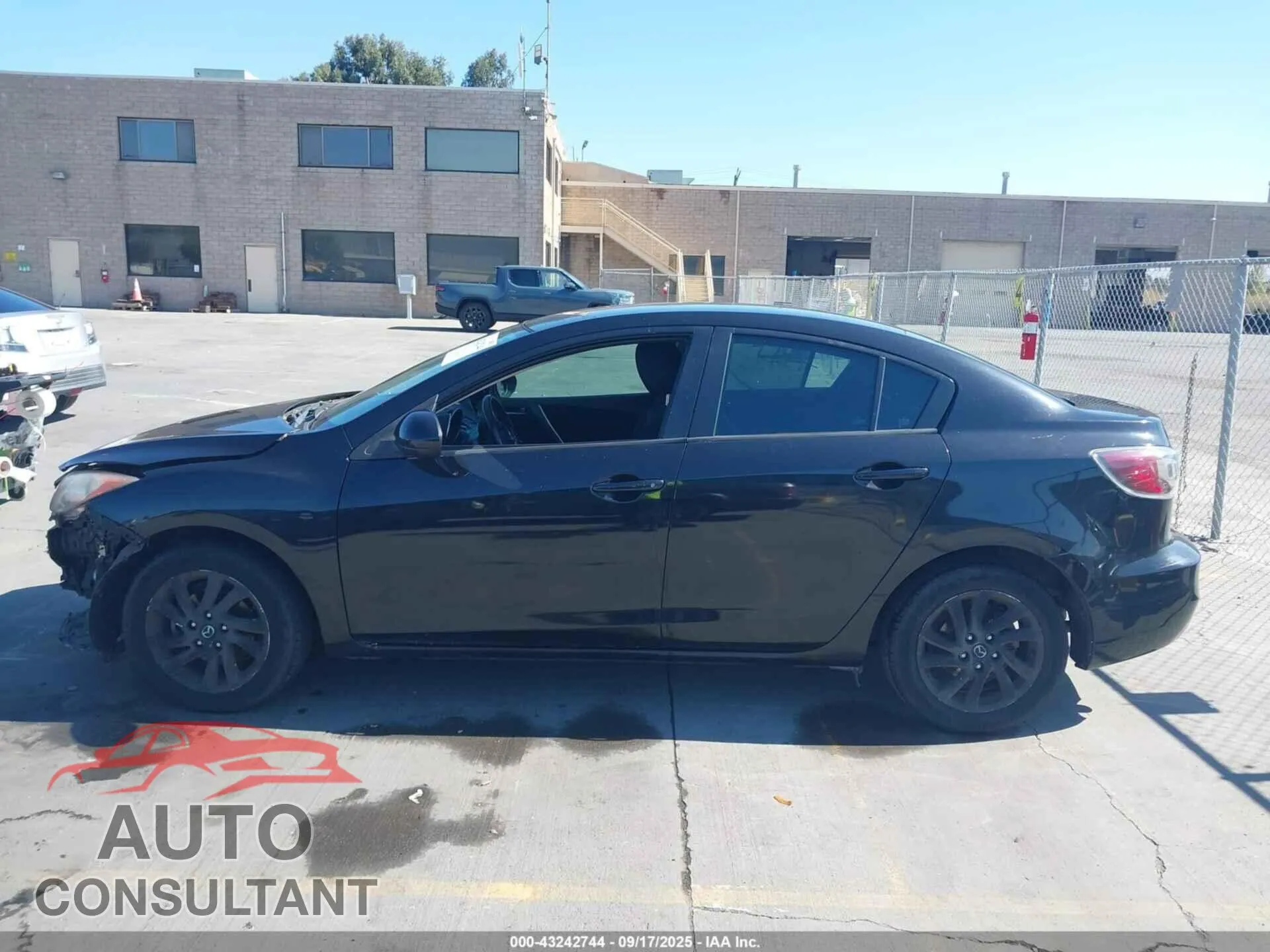 2013 MAZDA MAZDA3 Damaged VIN JM1BL1VP0D1807517 – photo 15 2013 MAZDA MAZDA3 Damaged VIN JM1BL1VP0D1807517 – photo 15