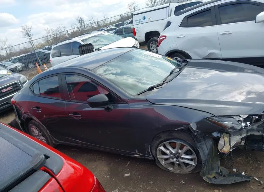 2015 MAZDA MAZDA3 Used VIN JM1BM1U74F1256347 – exterior detail