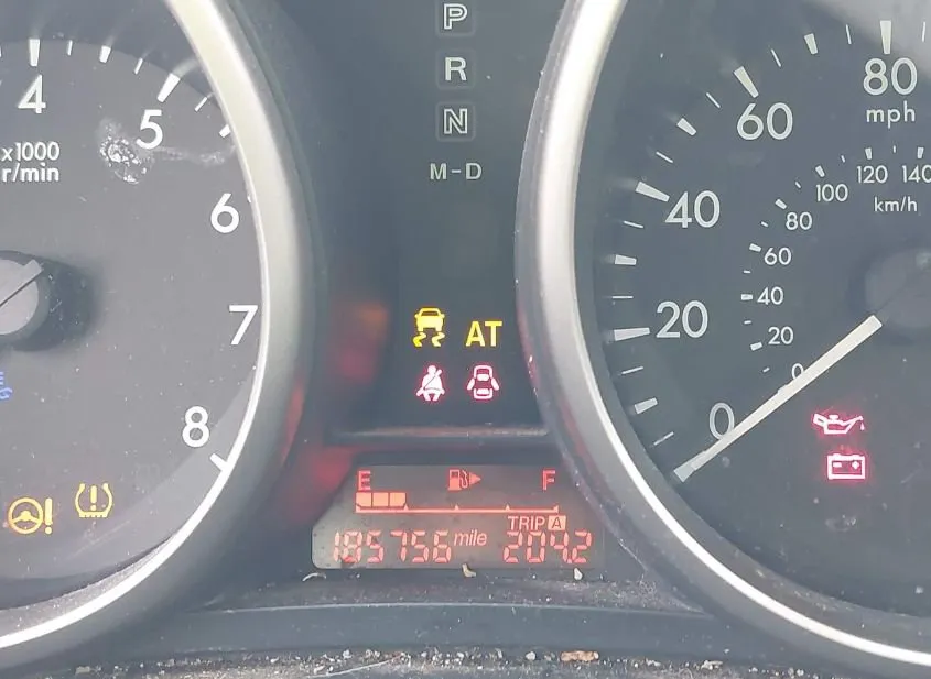 2014 MAZDA Mazda5 Used VIN JM1CW2CL3E0165240 – exterior detail 2014 MAZDA Mazda5 Used VIN JM1CW2CL3E0165240 – exterior detail