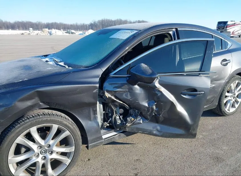 2015 MAZDA Mazda6 Used VIN JM1GJ1V62F1175108 – trunk area