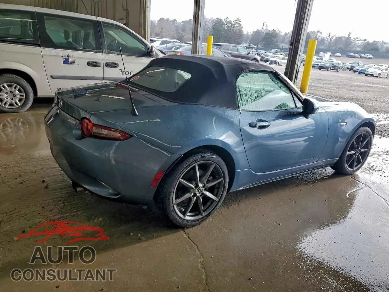 2017 MAZDA MX5 Damaged VIN JM1NDAD70H0123705 – side profile 2017 MAZDA MX5 Damaged VIN JM1NDAD70H0123705 – side profile
