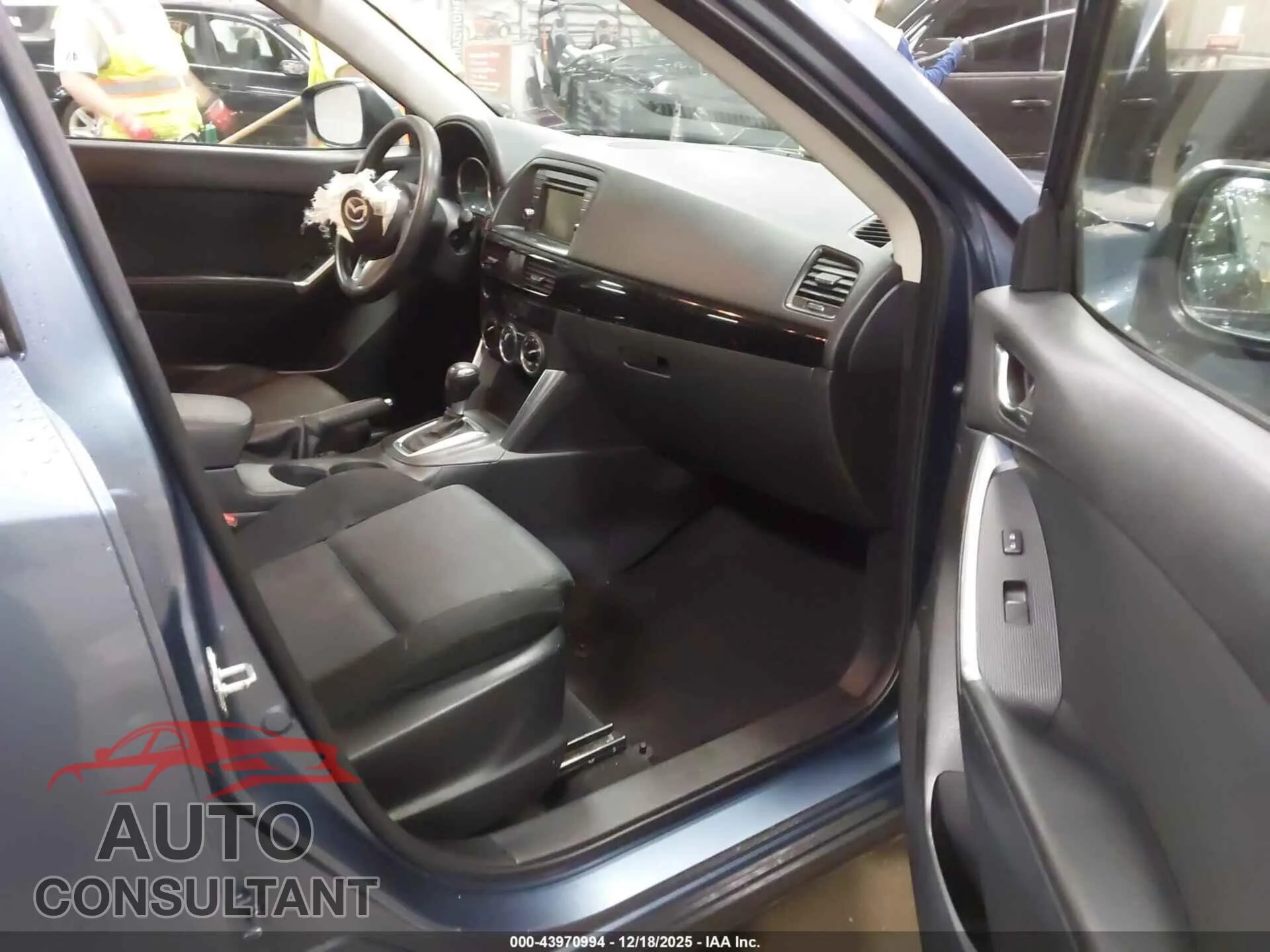 2015 MAZDA CX-5 Damaged VIN JM3KE4BY5F0511417 – interior seats