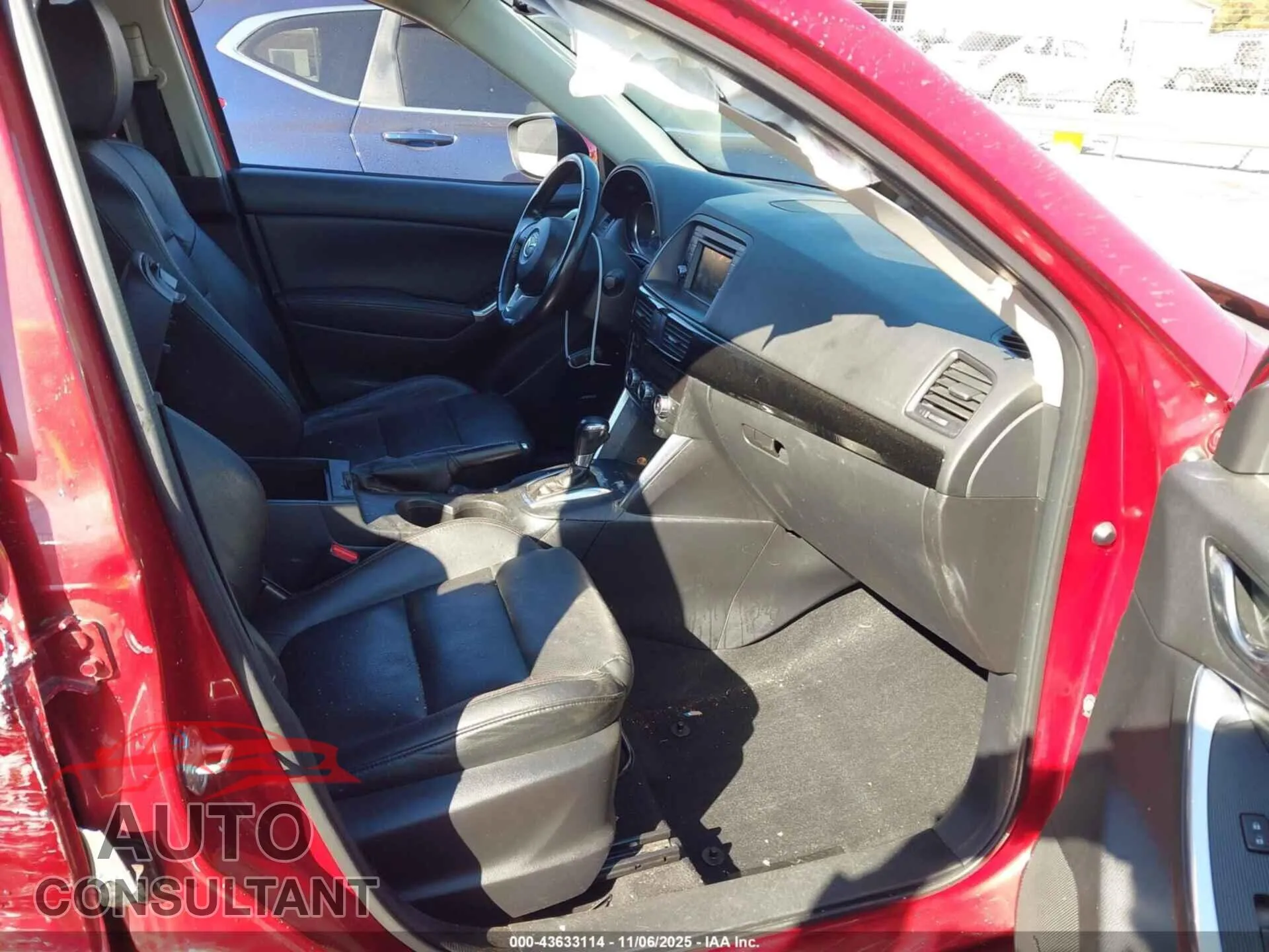 2015 MAZDA CX-5 Damaged VIN JM3KE4DYXF0490545 – interior seats