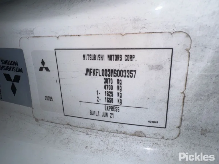 2021 Mitsubishi Express Damaged VIN JMFKFL003MS003357 – photo 28