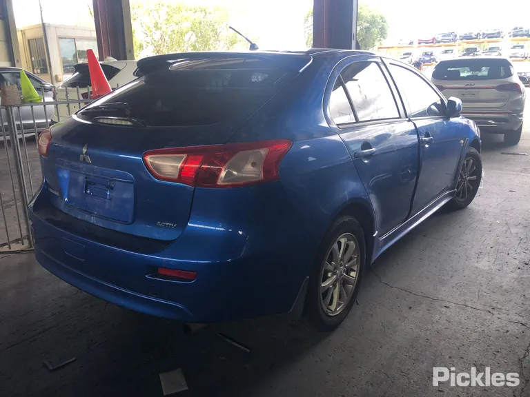 2010 Mitsubishi Lancer Used VIN JMFLTCX4AAU002748 – photo 12