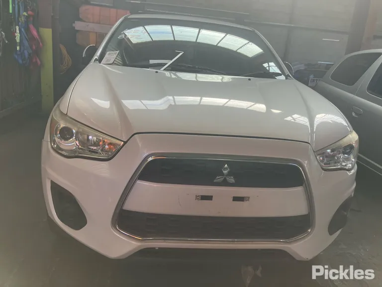 2014 Mitsubishi ASX Used VIN JMFXLGA8WEZ000279 – photo 23