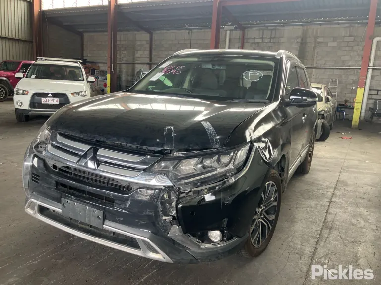 2016 Mitsubishi Outlander Damaged VIN JMFXLGF6WGJ000429 – photo 24 2016 Mitsubishi Outlander Damaged VIN JMFXLGF6WGJ000429 – photo 24