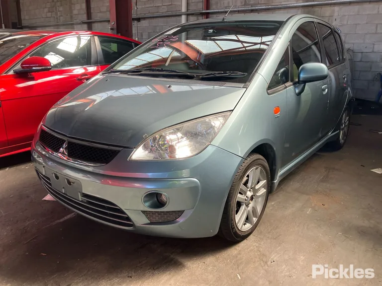 2009 Mitsubishi Colt Used VIN JMFXSZ23A9Z001239 – undercarriage