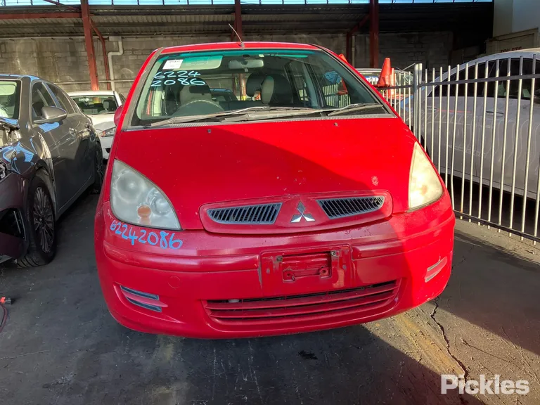 2005 Mitsubishi Colt Used VIN JMFXSZ27A4Z002935 – side profile