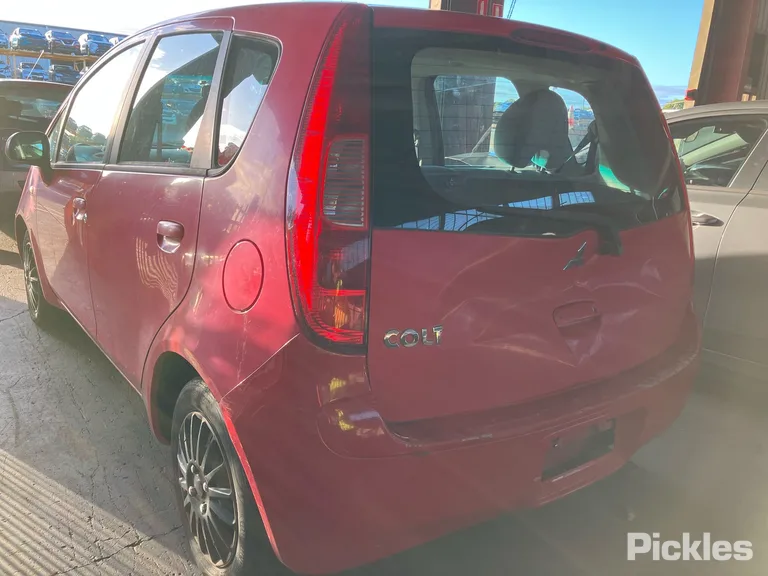 2005 Mitsubishi Colt Used VIN JMFXSZ27A4Z002935 – undercarriage