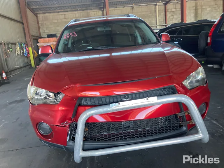 2009 Mitsubishi Outlander Used VIN JMFXTCW5WAZ000871 – photo 27