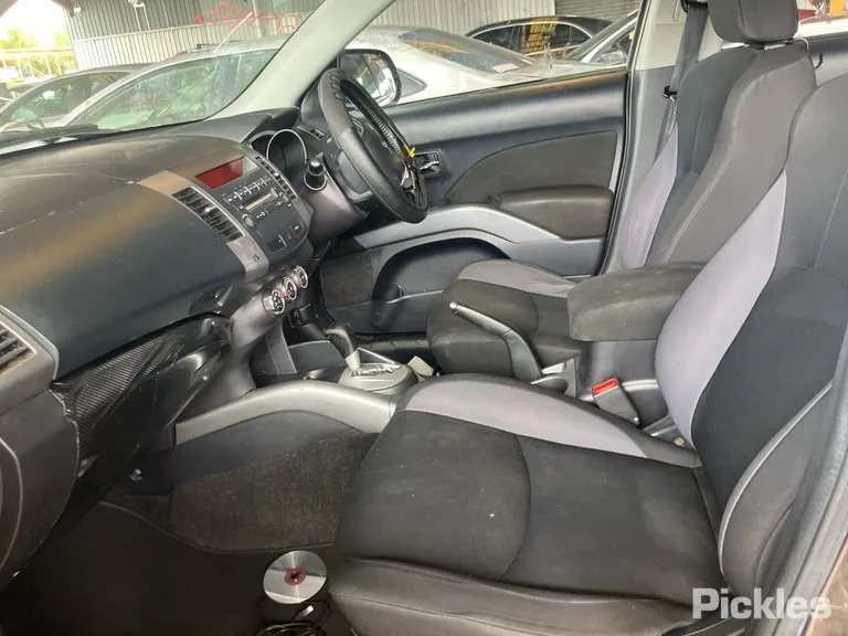 2010 Mitsubishi Outlander