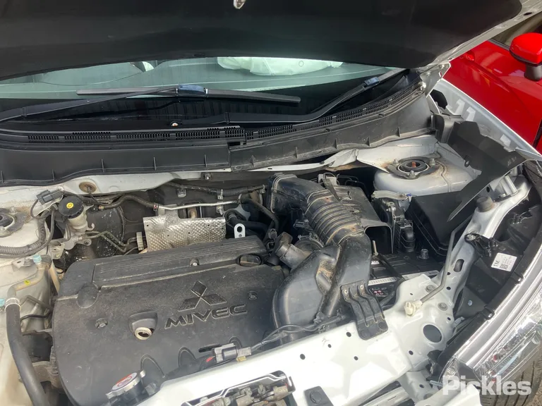 2019 Mitsubishi ASX Used VIN JMFXTGA2WKU022865 – odometer reading