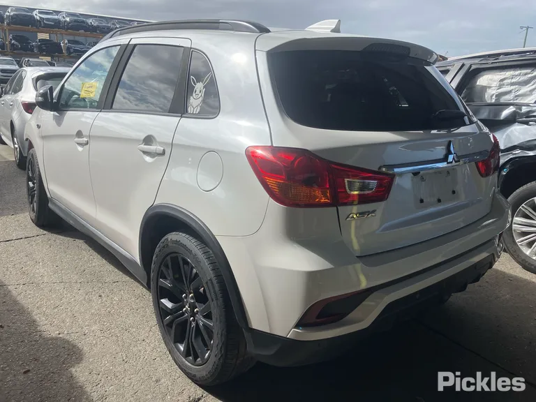 2019 Mitsubishi ASX Used VIN JMFXTGA2WKU022865 – photo 19