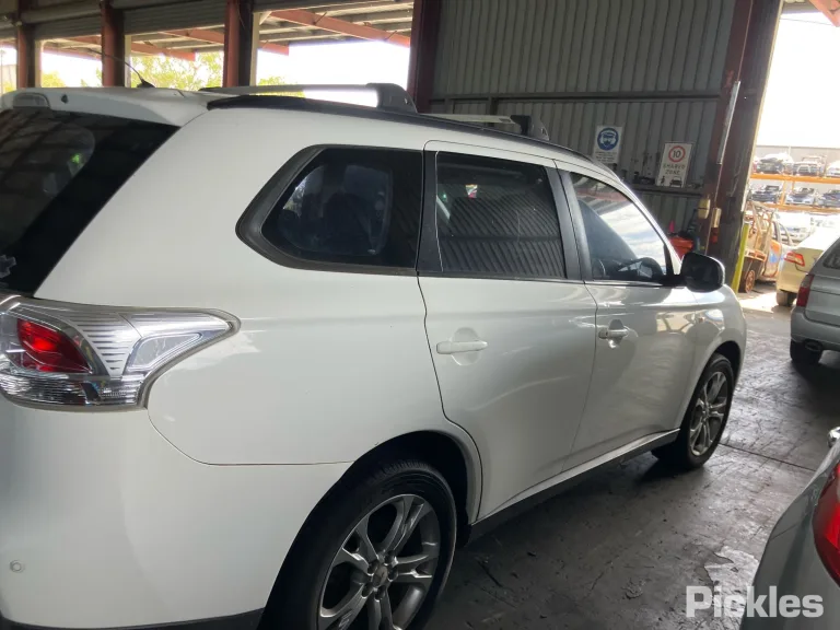 2014 Mitsubishi Outlander Damaged VIN JMFXTGF7WEZ001229 – photo 12