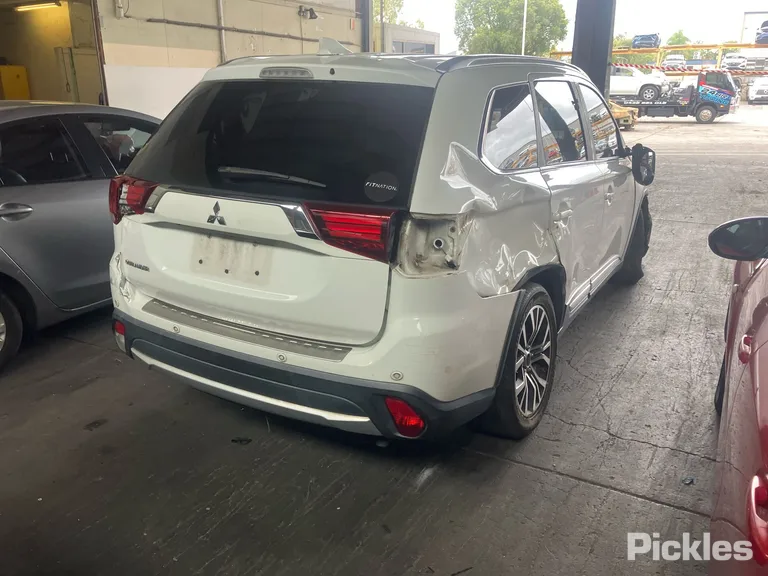 2017 Mitsubishi Outlander Used VIN JMFXTGF7WHZ004554 – odometer reading