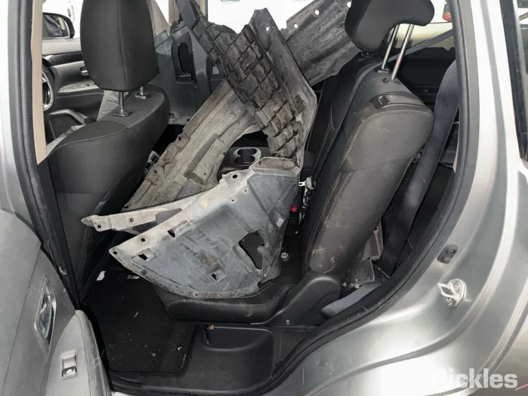2020 Mitsubishi Outlander Damaged VIN JMFXTGF8WLJ003505 – photo 18 2020 Mitsubishi Outlander Damaged VIN JMFXTGF8WLJ003505 – photo 18