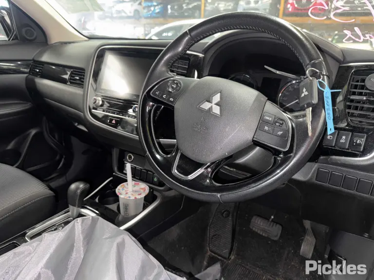 2020 Mitsubishi Outlander Damaged VIN JMFXTGF8WLJ003505 – photo 23 2020 Mitsubishi Outlander Damaged VIN JMFXTGF8WLJ003505 – photo 23