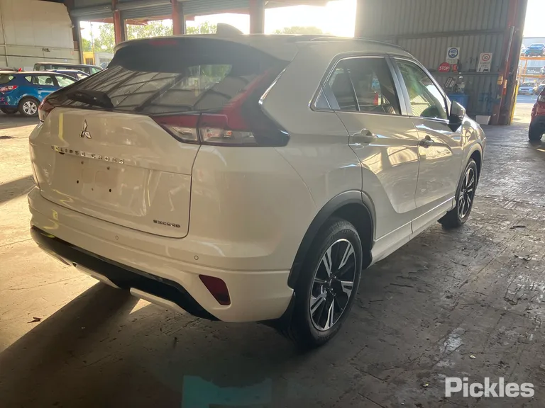 2023 Mitsubishi Eclipse Cross Used VIN JMFXTGK1WNZ009487 – interior seats 2023 Mitsubishi Eclipse Cross Used VIN JMFXTGK1WNZ009487 – interior seats