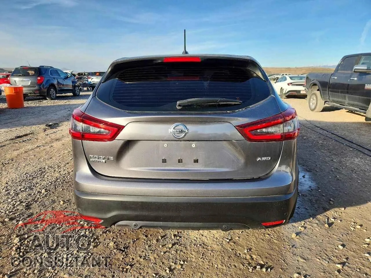 2020 NISSAN ROGUE Damaged VIN JN1BJ1CW1LW647667 – engine bay