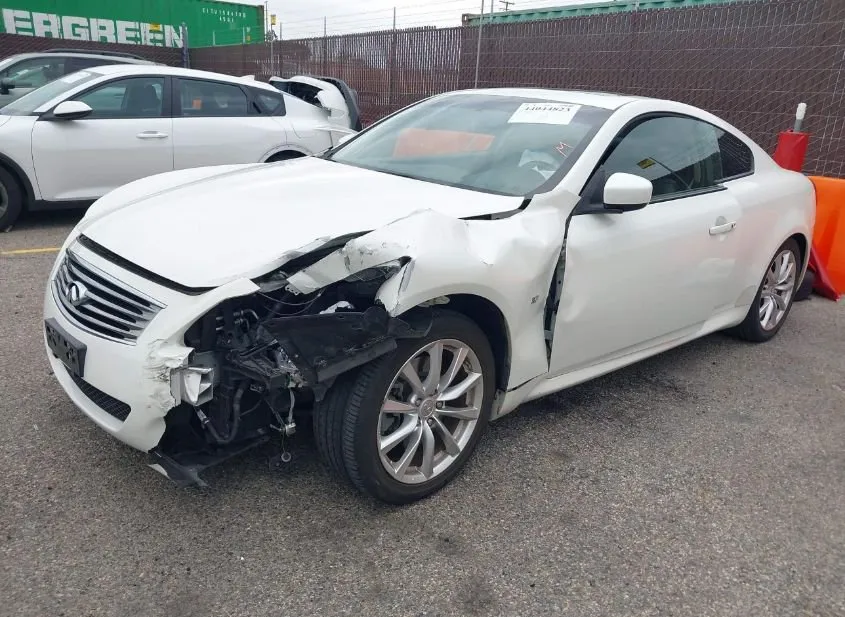 2015 INFINITI Q60 Used VIN JN1CV6EK1FM871344 – undercarriage