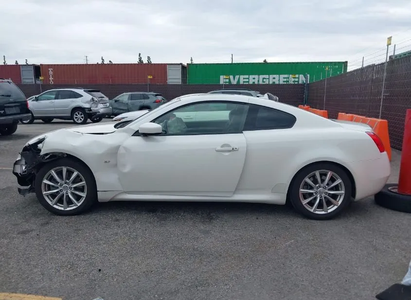 2015 INFINITI Q60 Used VIN JN1CV6EK1FM871344 – photo 15
