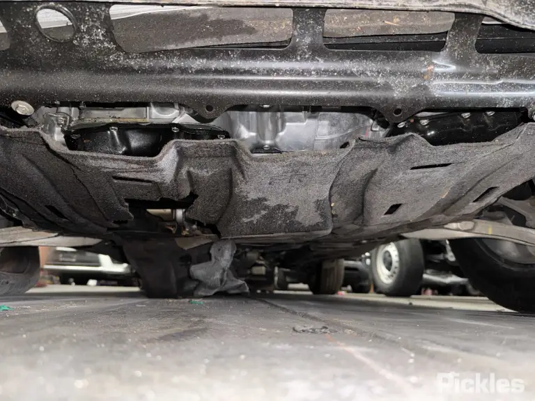 2023 Nissan X-Trail Damaged VIN JN1T33JE9A0003967 – engine bay 2023 Nissan X-Trail Damaged VIN JN1T33JE9A0003967 – engine bay