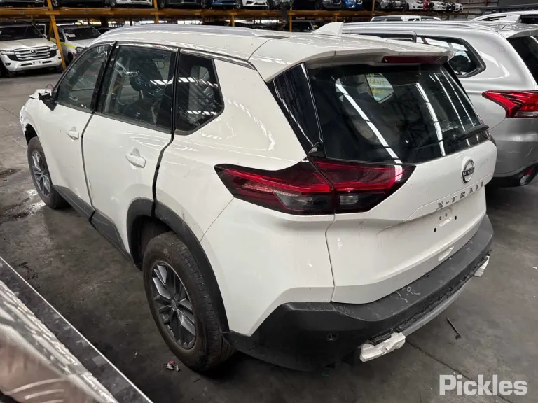 2023 Nissan X-Trail Damaged VIN JN1T33JE9A0003967 – photo 15 2023 Nissan X-Trail Damaged VIN JN1T33JE9A0003967 – photo 15