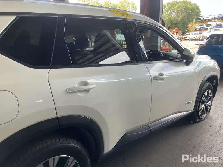 2024 Nissan X-Trail Used VIN JN1T33TB9A0005012 – interior seats