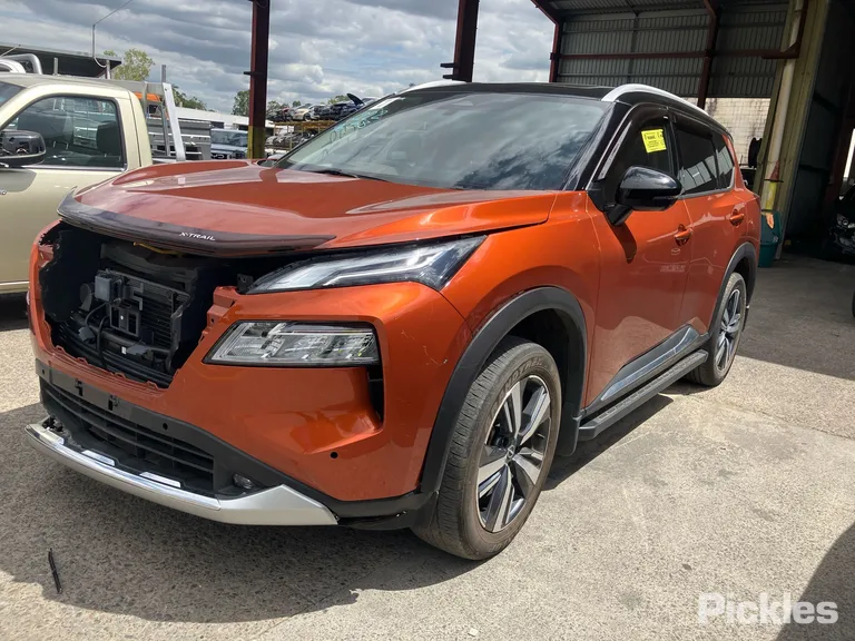 2023 Nissan X-Trail Used VIN JN1T33TE6A0003566 – undercarriage