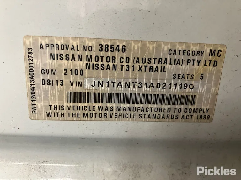 2013 Nissan X-Trail Used VIN JN1TANT31A0211190 – interior seats 2013 Nissan X-Trail Used VIN JN1TANT31A0211190 – interior seats