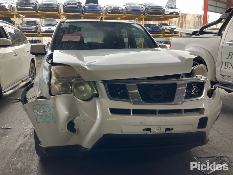 2011 Nissan X-Trail Used VIN JN1TBAT31A0003377 – engine bay