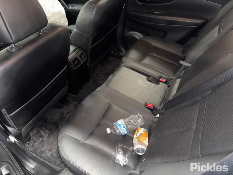 2022 Nissan X-Trail Damaged VIN JN1TBNT32A0071487 – dashboard 2022 Nissan X-Trail Damaged VIN JN1TBNT32A0071487 – dashboard