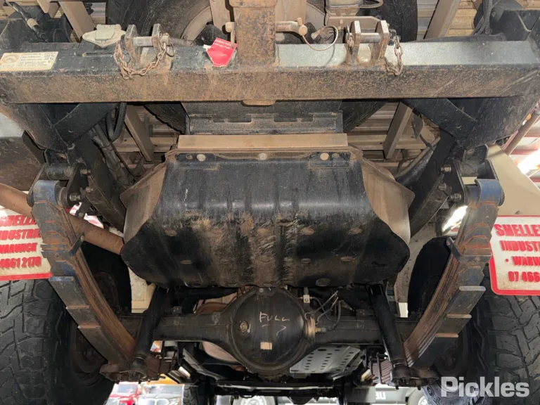2014 Nissan Patrol Damaged VIN JN1UETY61A0600517 – photo 21 2014 Nissan Patrol Damaged VIN JN1UETY61A0600517 – photo 21