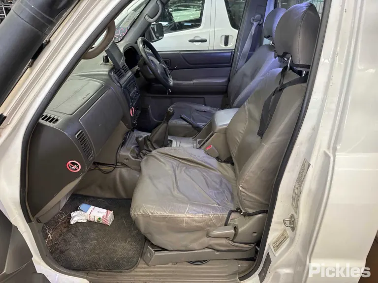 2014 Nissan Patrol Damaged VIN JN1UETY61A0600517 – photo 29 2014 Nissan Patrol Damaged VIN JN1UETY61A0600517 – photo 29