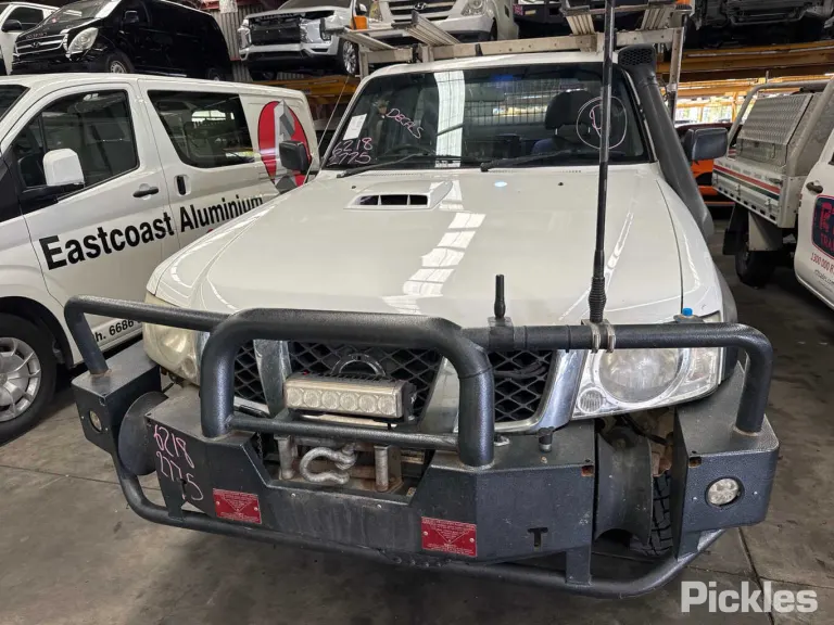 2014 Nissan Patrol Damaged VIN JN1UETY61A0600517 – photo 31 2014 Nissan Patrol Damaged VIN JN1UETY61A0600517 – photo 31