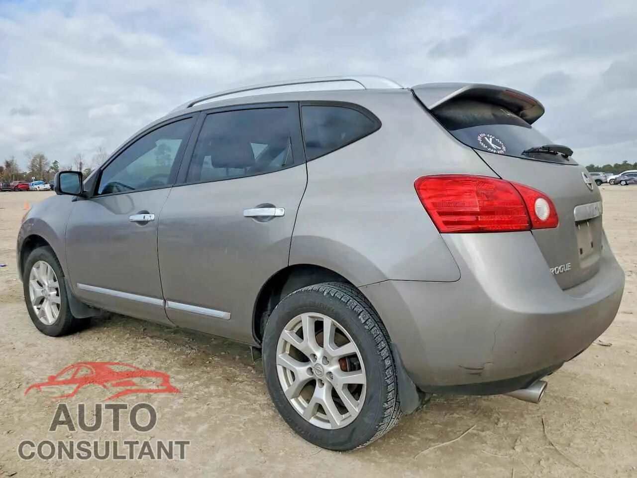 2013 NISSAN ROGUE Damaged VIN JN8AS5MT2DW506307 – rear exterior 2013 NISSAN ROGUE Damaged VIN JN8AS5MT2DW506307 – rear exterior