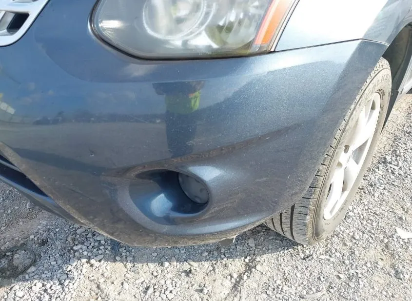 2015 NISSAN Rogue Used VIN JN8AS5MV0FW754057 – trunk area 2015 NISSAN Rogue Used VIN JN8AS5MV0FW754057 – trunk area