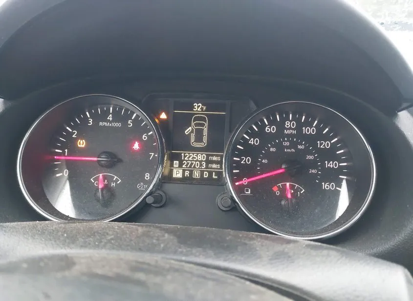 2015 NISSAN Rogue Used VIN JN8AS5MV2FW770289 – exterior detail