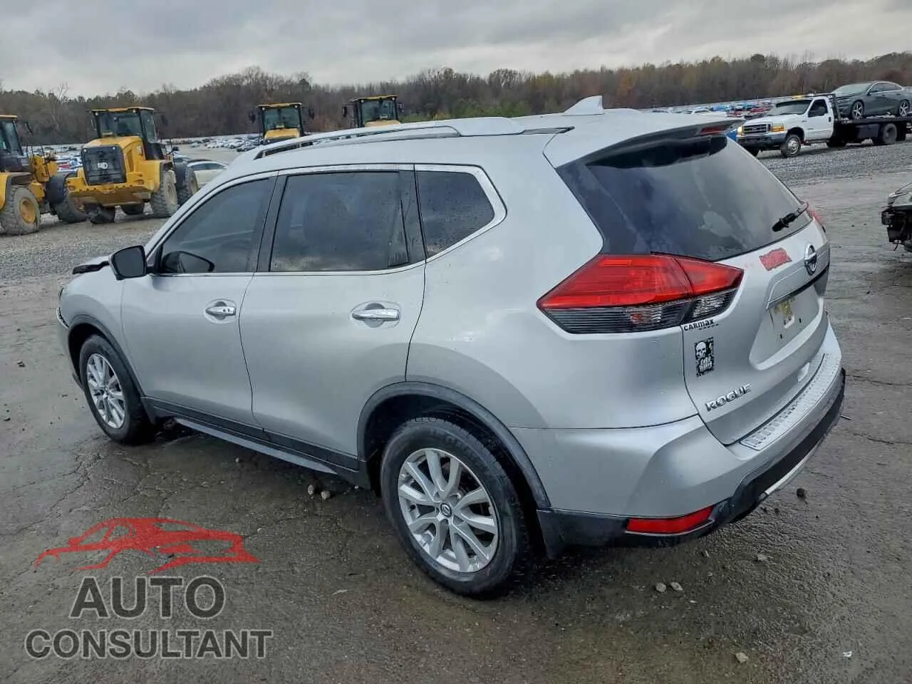 2017 NISSAN ROGUE Damaged VIN JN8AT2MT4HW404752 – rear exterior